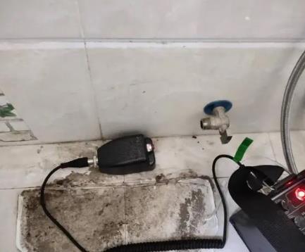 龙海屋顶漏水维修公司分享下卫生间漏水的危害及解决方法